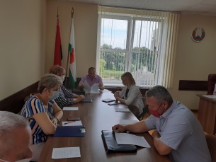 Состоялось заседание постоянной комиссии по мандатам, законности, местному управлению и самоуправлению Берестовицкого районного Совета депутатов
