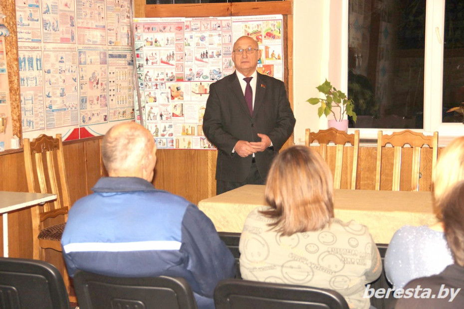 В Берестовицком районе продолжается работа по информированию населения о предстоящих выборах