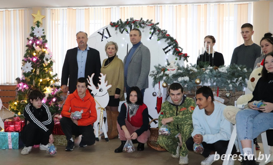 На Берестовитчине присоединились к благотворительной акции ФПБ «Профсоюзы – детям»