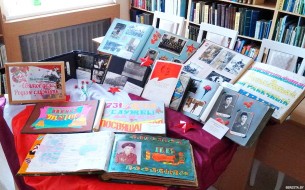 Выставка-инсталляция армейских альбомов действует в Берестовицкой районной библиотеке