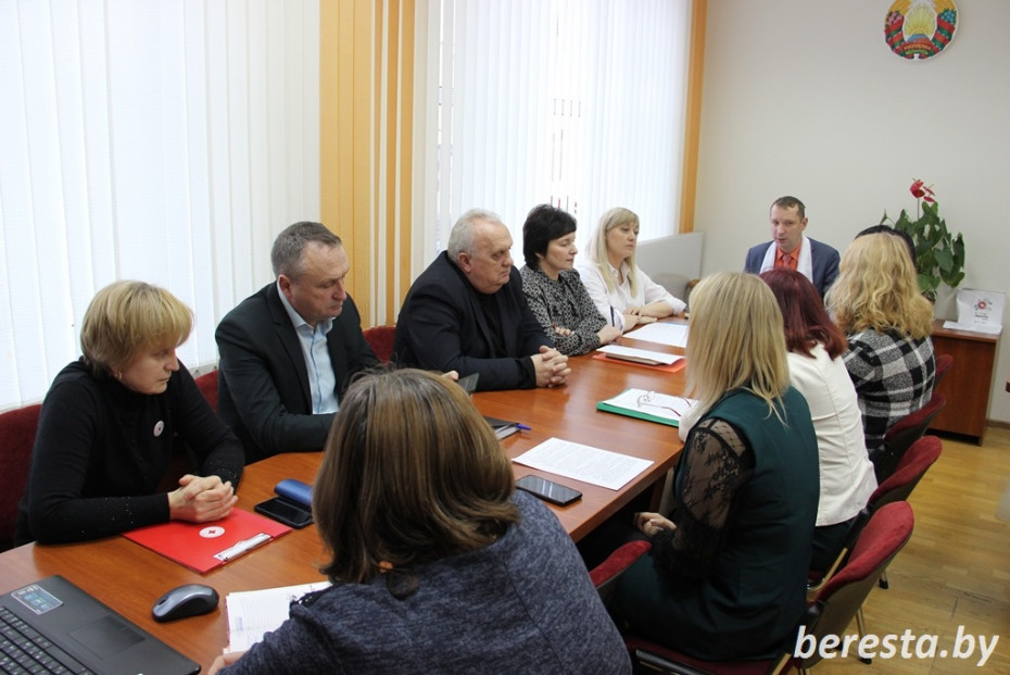 Круглый стол с лидерами общественных объединений состоялся в Берестовицком райисполкоме