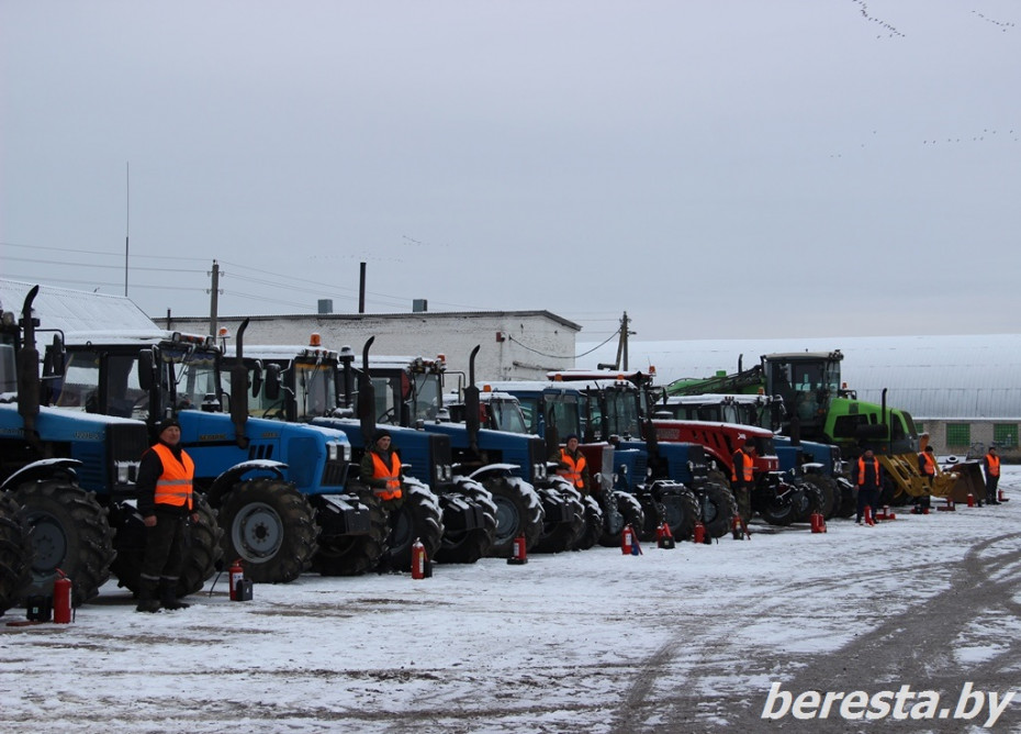 На Берестовитчине начался государственный технический осмотр сельскохозяйственной техники