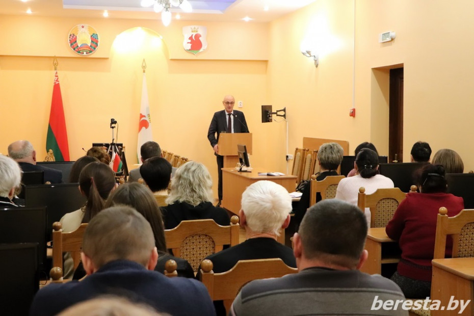 Продолжаются встречи руководства Берестовицкого района с трудовыми коллективами по разъяснению новшеств электоральной кампании-2024