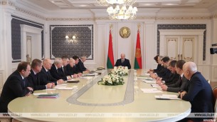 Александр Лукашенко: экономика и жизнь людей — вопрос номер один